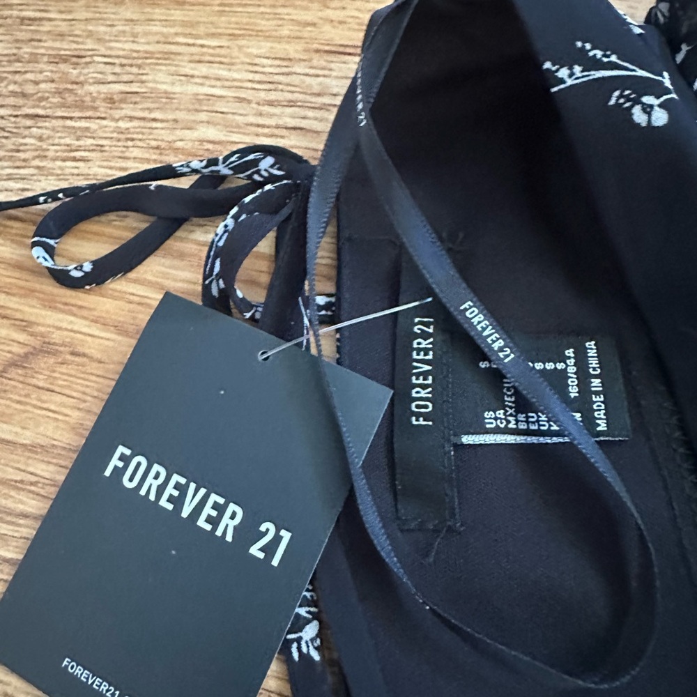 NWT Forever 21 Dresses Size S - Picture 16 of 16